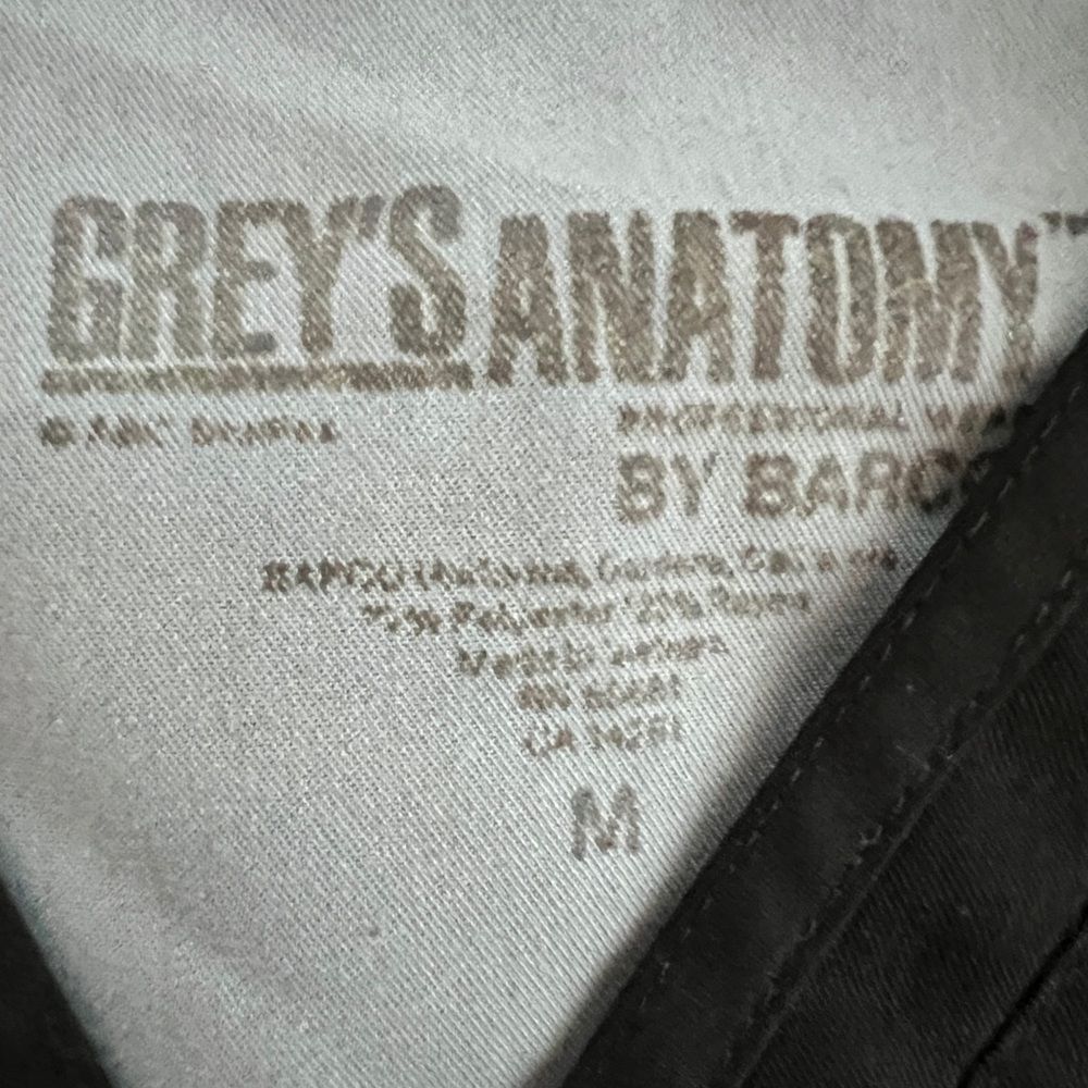 Grey’s Anatomy by Barco Scrub Set Medium Black Top Burgundy Pants Medical - Picture 9 of 11